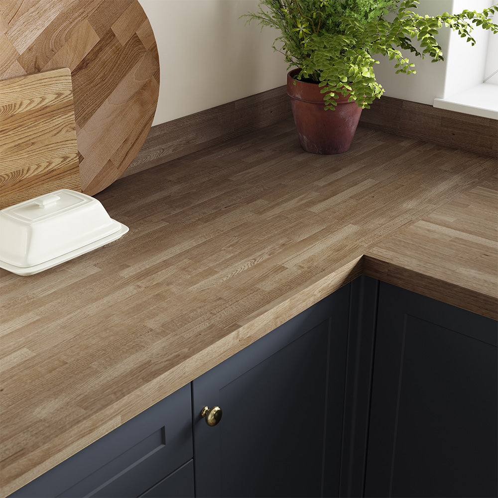 Spectra - 40mm Blocked Oak Curved Edge